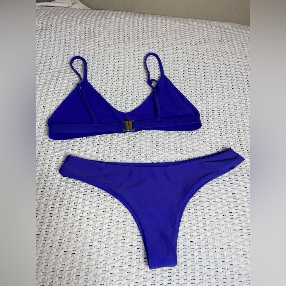💙Bikini Set💙 - Picture 2 of 4